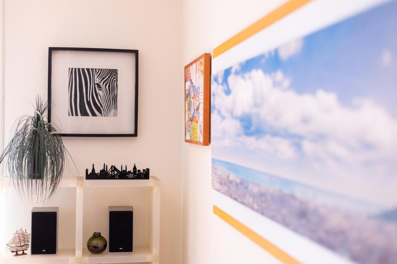 Aparteasy - Modernist Flat In Eixample Center Barcelona Luaran gambar